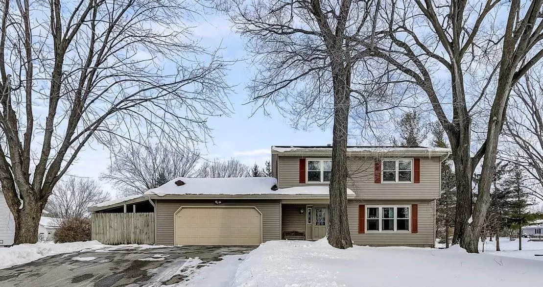 Ixonia, WI 53036,N8380 North St