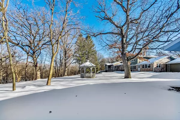 36228 Bassett Rd, Burlington, WI 53105