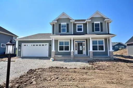 8769 S Shady Leaf LN, Franklin, WI 53132