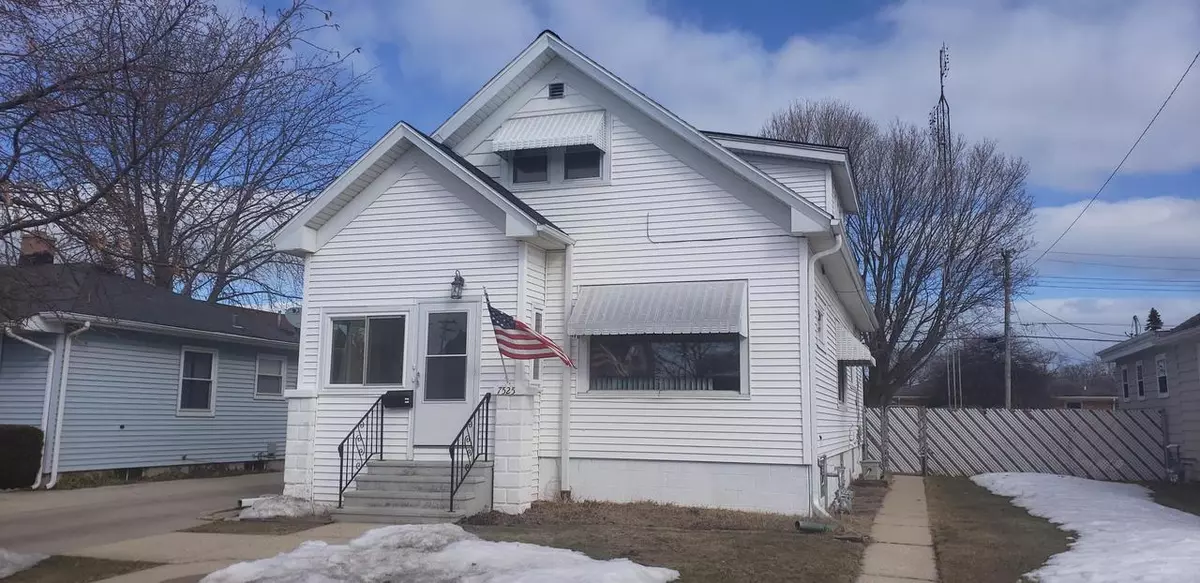 Kenosha, WI 53143,7525 26th AVENUE