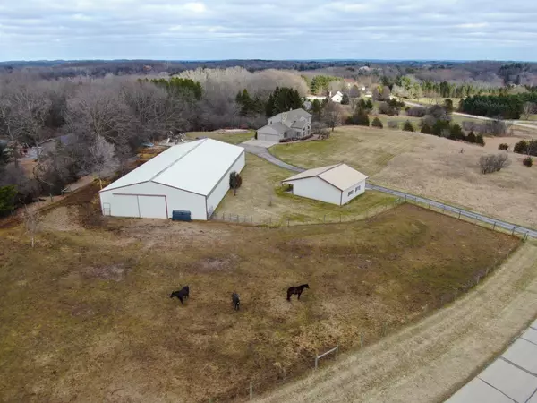 Dousman, WI 53118,W344S3381 Moraine Hills DRIVE