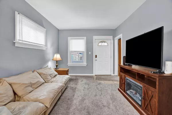 Kenosha, WI 53144,5229 32nd AVE