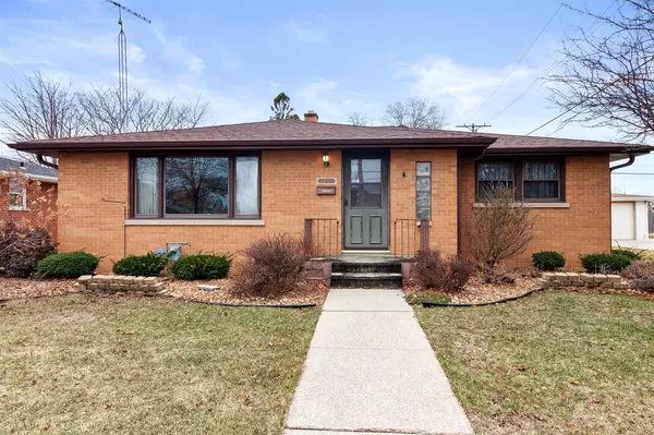 2230 22nd AVENUE, Kenosha, WI 53140