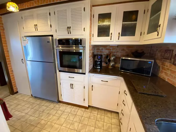 Sheboygan Falls, WI 53085,450 Bluebird Ln