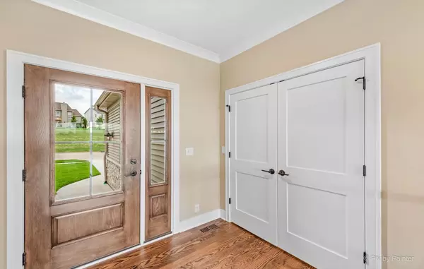 Lake Geneva, WI 53147,460 S Stone Ridge DRIVE