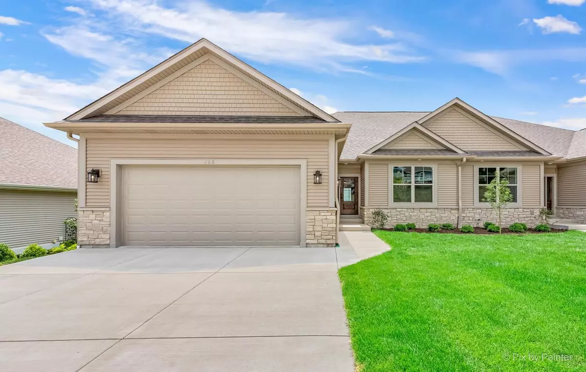 Lake Geneva, WI 53147,460 S Stone Ridge DRIVE