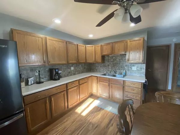 Saint Cloud, WI 53079,209 E Railroad Ave