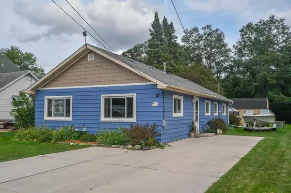 W347N5116 Road Q, Okauchee, WI 53069