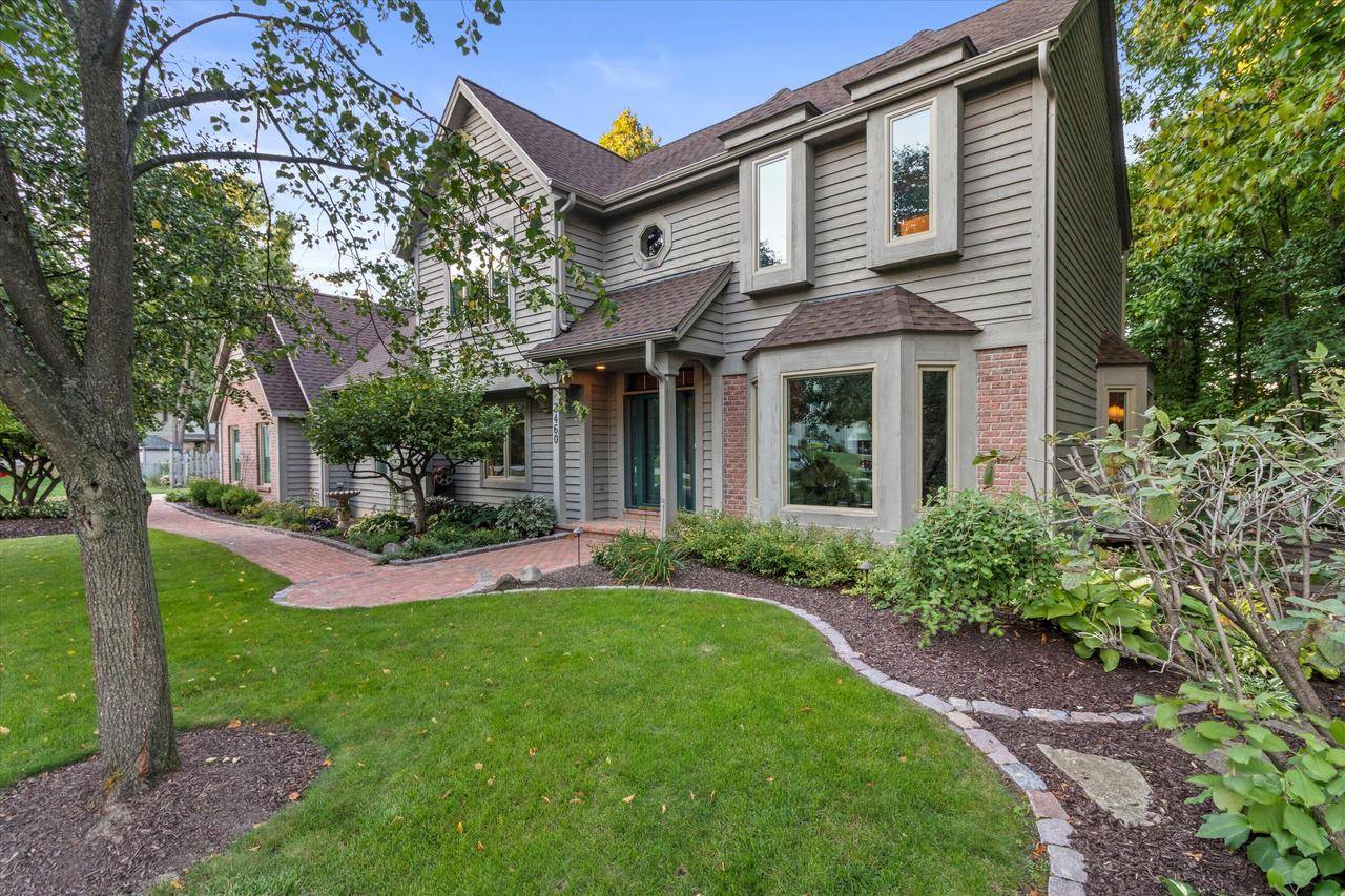 3460 S Raymond ROAD, New Berlin, WI 53151