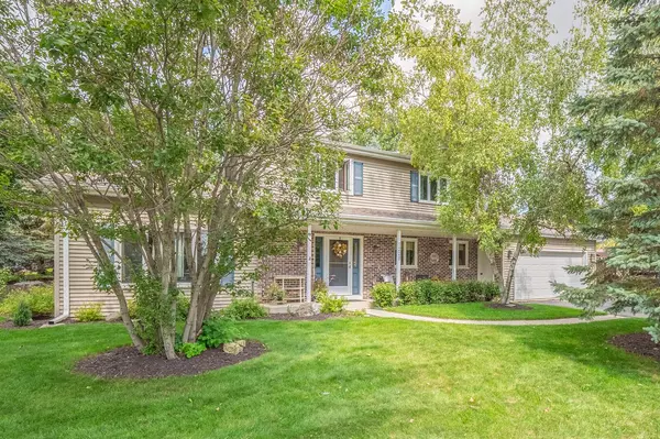 1228 Longfellow Ave, Howards Grove, WI 53083