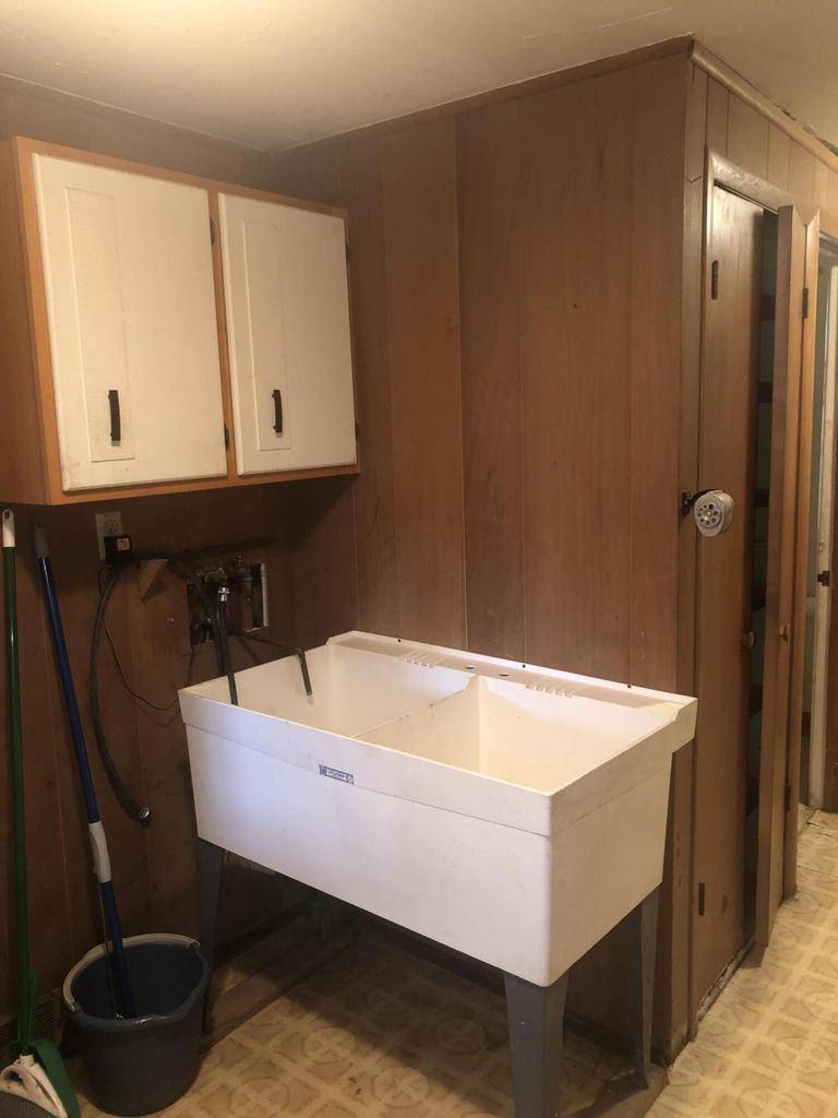 Campbellsport, WI 53010,N1696 Lakeshore Dr
