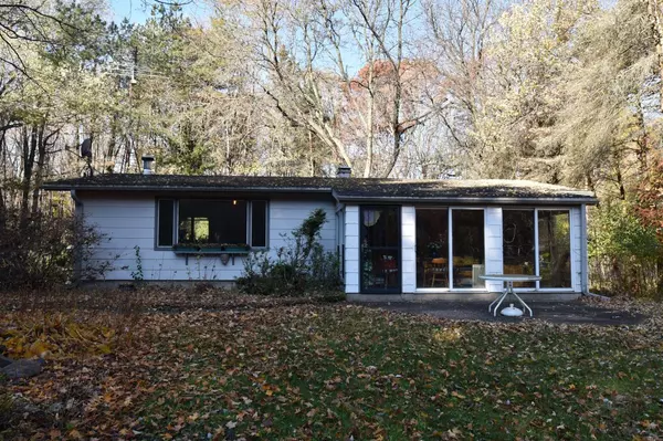 N1824 Resthaven Rd, Rubicon, WI 53078