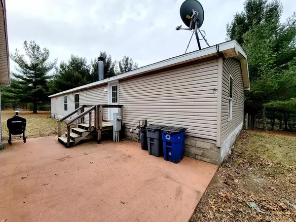 W4339 49th St, Mauston, WI 53948