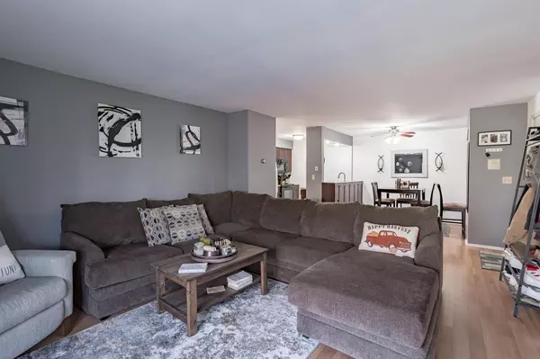 8560 W Waterford AVENUE #2, Greenfield, WI 53228