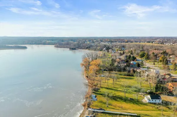 25715 W Loomis Rd, Wind Lake, WI 53185