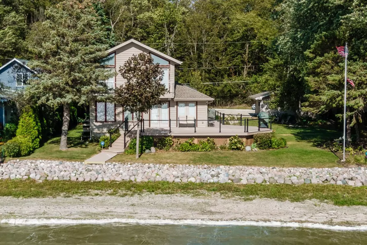 Kansasville, WI 53139,23235 N Shore Dr