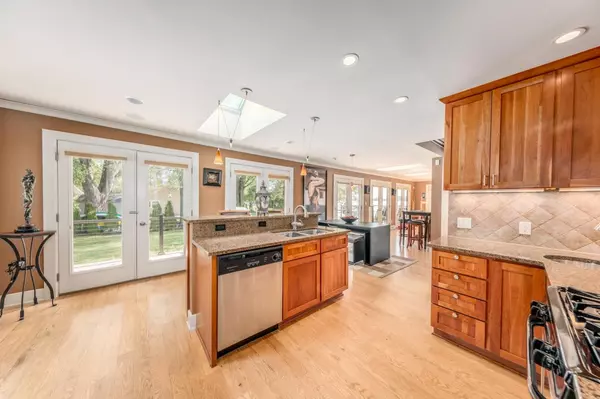 Kansasville, WI 53139,23235 N Shore Dr