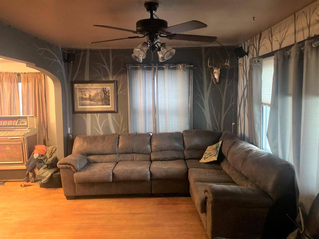 West Allis, WI 53214,1306 S 75th St