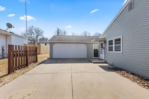 Fort Atkinson, WI 53538,805 W Cramer St