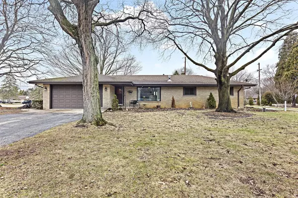 1255 Fairlane AVENUE, Brookfield, WI 53005