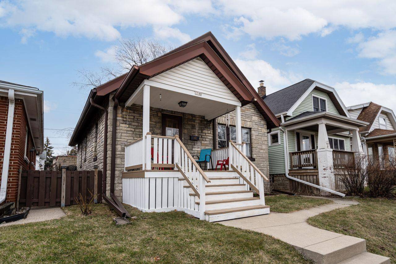 West Allis, WI 53214,1748 S 72nd St