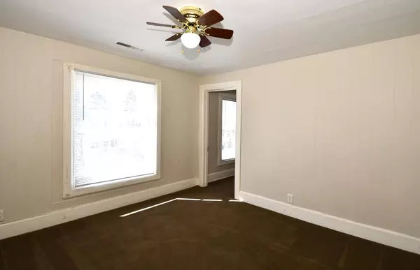 Racine, WI 53403,1707 Franklin St