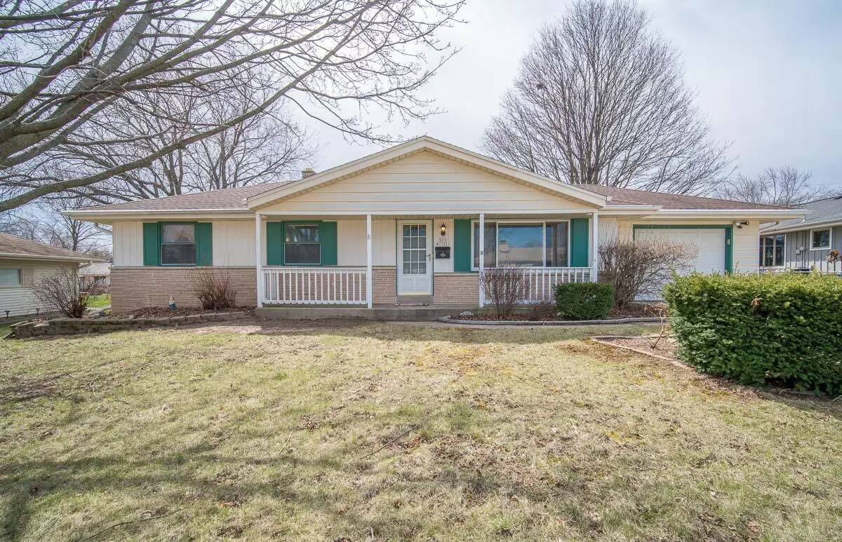 Menomonee Falls, WI 53051,N93W17351 Grand AVENUE