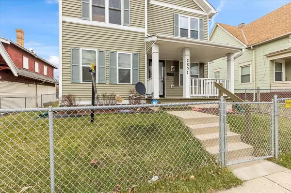 2807 N 20th St, Milwaukee, WI 53206