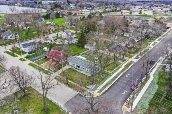 516 Congress STREET, Burlington, WI 53105