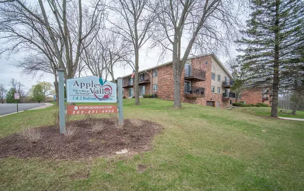 N84W15979 Menomonee AVENUE #212, Menomonee Falls, WI 53051