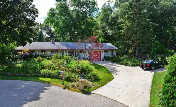 7411 N Boyd WAY, Fox Point, WI 53217