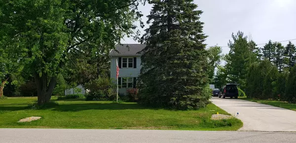 Waldo, WI 53093,449 E 1st St