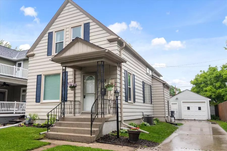 912 Logan AVENUE, Sheboygan, WI 53083