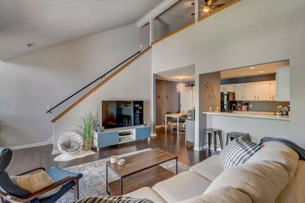 Pewaukee, WI 53072,1097 Quinlan DRIVE #G