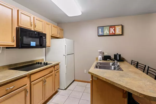7020 Grand Geneva Way #250, Lake Geneva, WI 53147