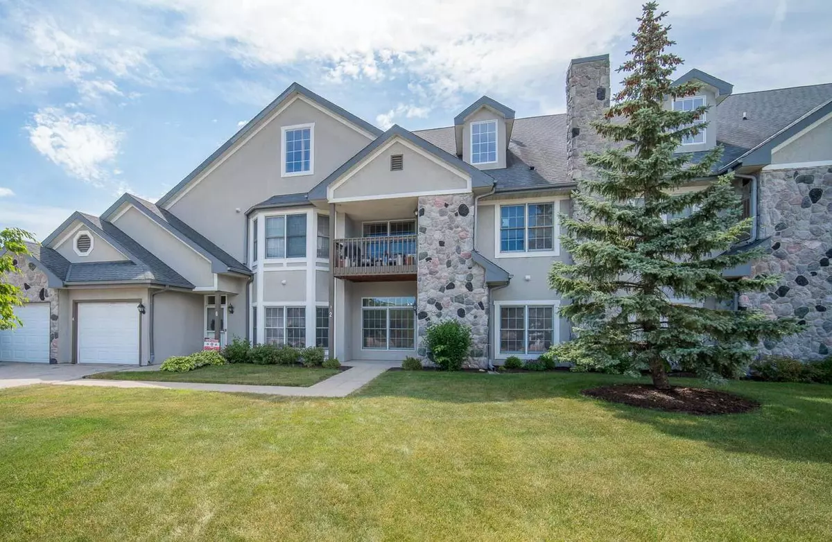 Pewaukee, WI 53072,N30W23035 Pineview CIRCLE #2