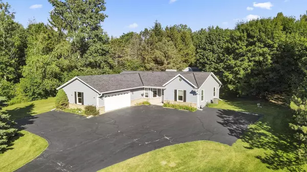 Wales, WI 53183,534 Herford Dr