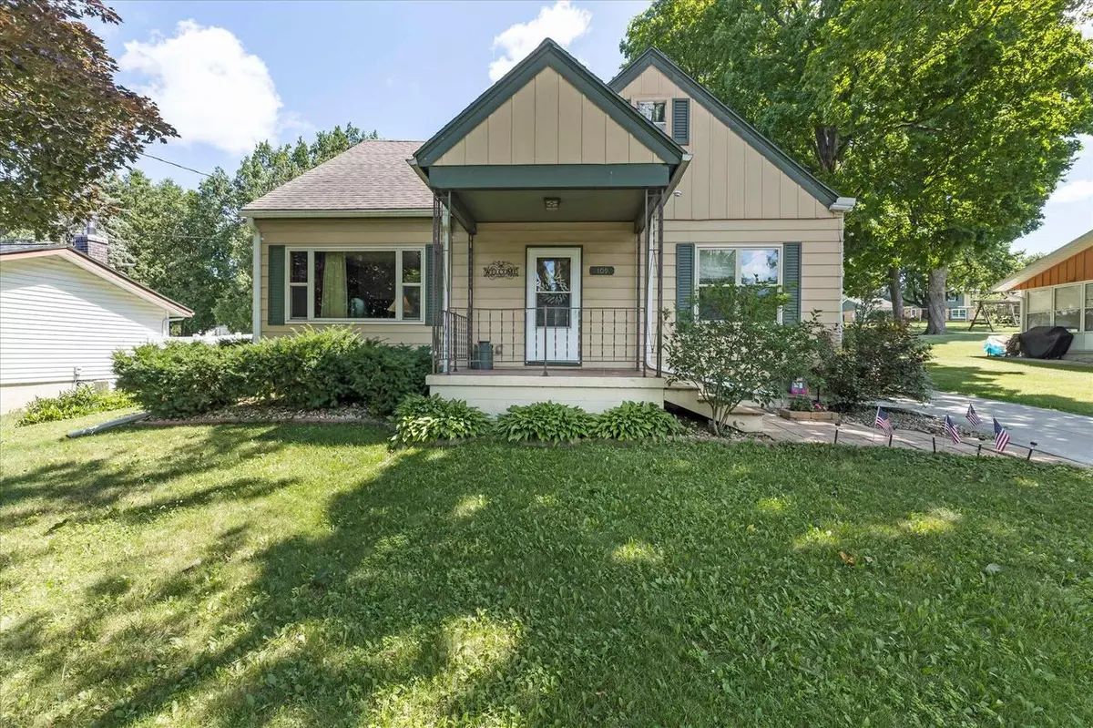 Watertown, WI 53094,109 Fairview St
