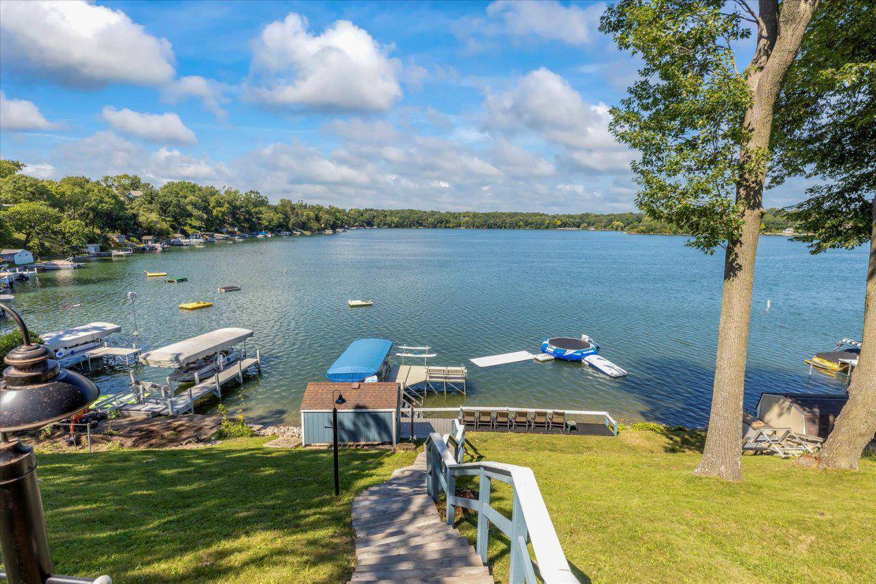 East Troy, WI 53120,N8458 Booth Lake Heights Rd