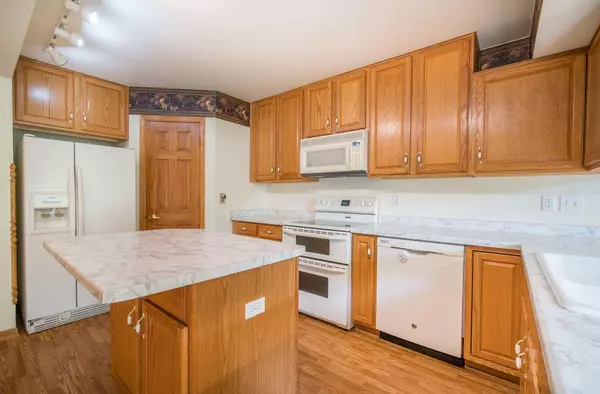 Mount Pleasant, WI 53406,8939 Marie COURT