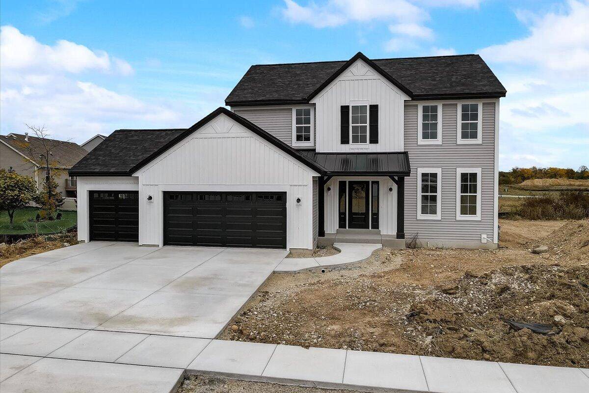 East Troy, WI 53120,2716 Red Oak LANE