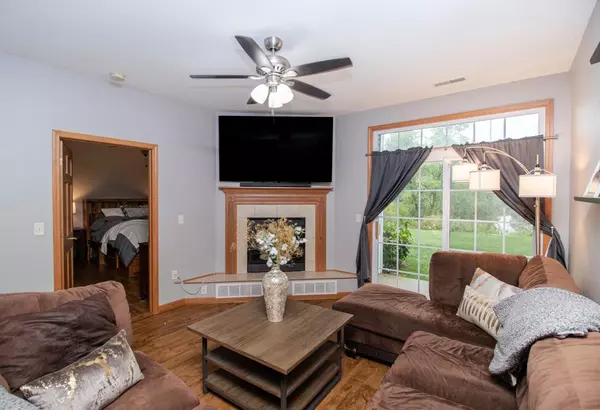 Hartford, WI 53027,772 Bridlewood Dr #5101A