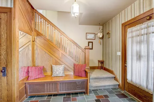 Racine, WI 53405,3524 Washington Ave