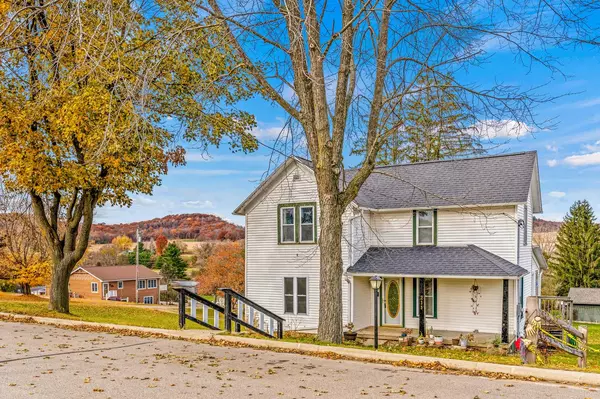 Kendall, WI 54638,211 Waffle STREET