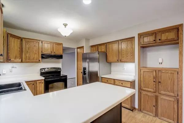 Waterford, WI 53185,510 Fox Knoll COURT