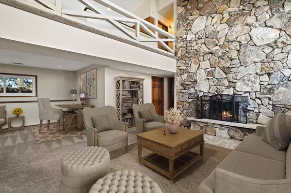 Hartford, WI 53027,5859 Eagle Point Rd