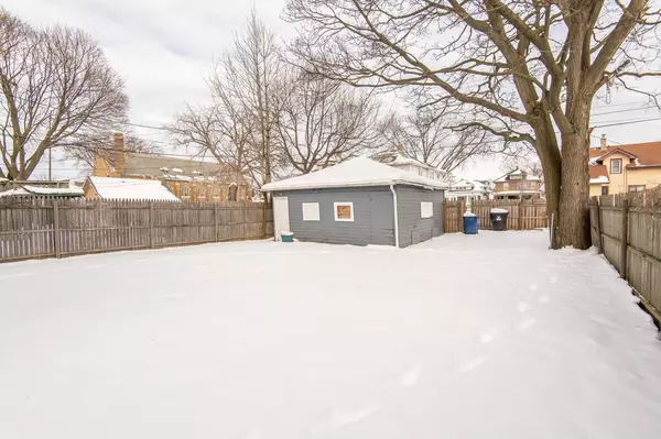 Racine, WI 53405,1625 Flett AVENUE