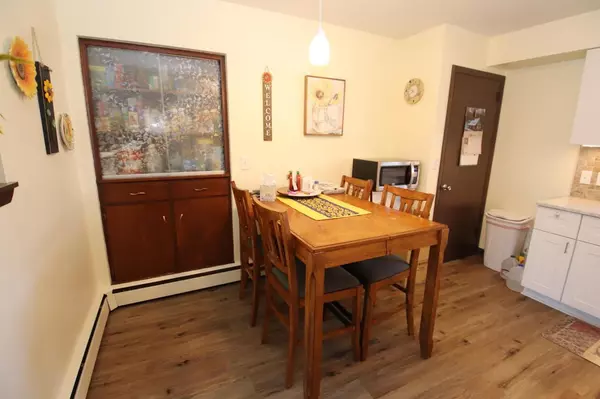 Saint Cloud, WI 53079,214 E Railroad AVE #216