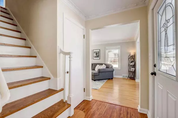 South Milwaukee, WI 53172,613 College AVENUE