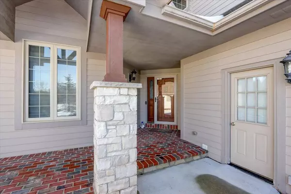 Menomonee Falls, WI 53051,W162N5540 Westwind DRIVE